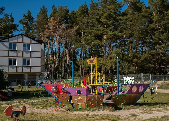 13b Blue Marine Basen Brodziki Plac Zabaw The Of Przy Plaz Poddąbie