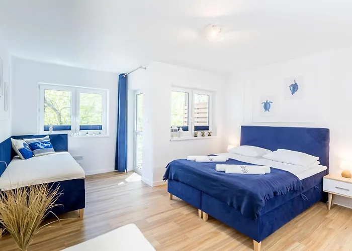 13b Blue Marine Basen Brodziki Plac Zabaw The Of Przy Plaz * Poddąbie